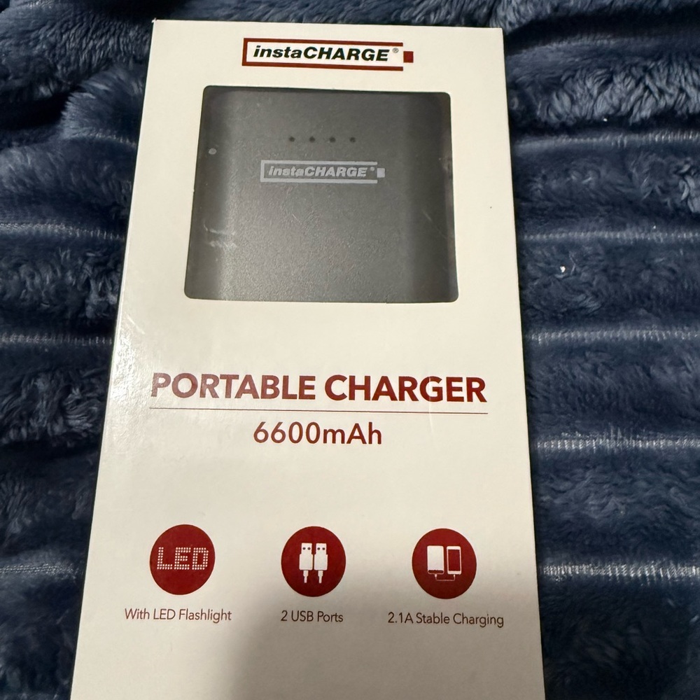 instaCHARGE Portable Charger 6600mAh in Black